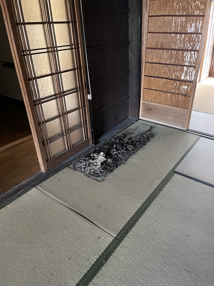 1F 和室