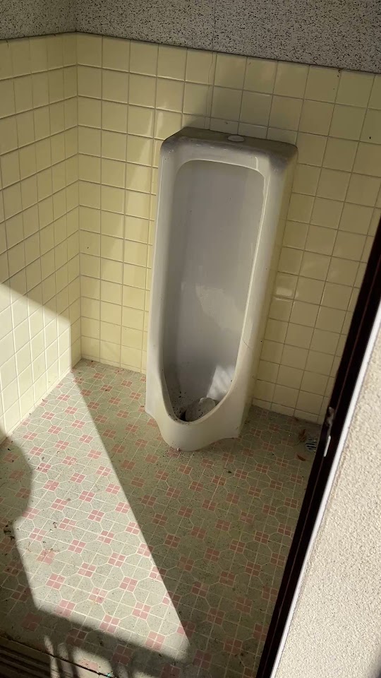 離れ